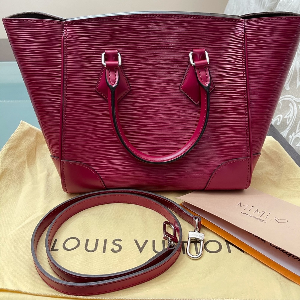 Louis Vuitton Phenix pm in Epi (Red)